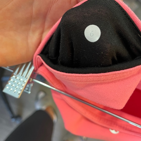 Lululemon Pink Cropped Leggings Mid-Rise Workout Pants Skin Fit Yoga Casual 6 - Picture 15 of 15